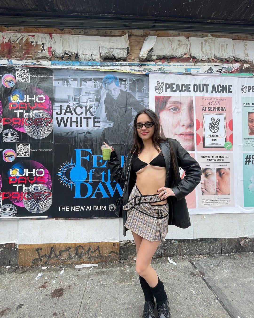 Photo: Olivia Rodrigo flaunts her underboob in tiny bra while posing in  bold outfit