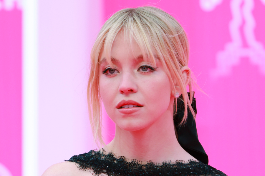 Sydney Sweeney Bikini Pictures: 'Euphoria' Star's Swimsuit Photos