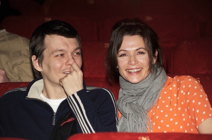 Порно путать күйеуі алады сперму в аузына