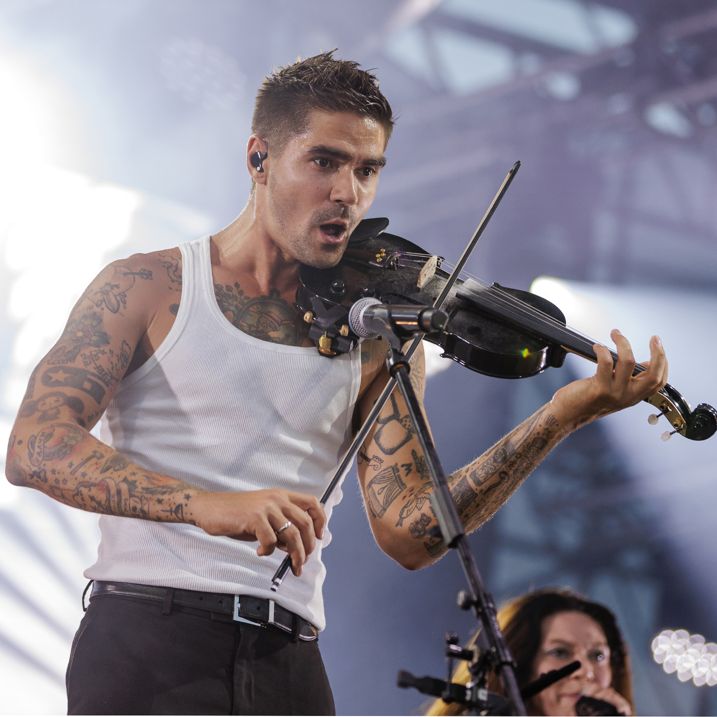 Вокалист The Hatters обидел группу «Король и Шут» и ее поклонников Вокалист The Hatters обидел группу «Король и Шут» и ее поклонников