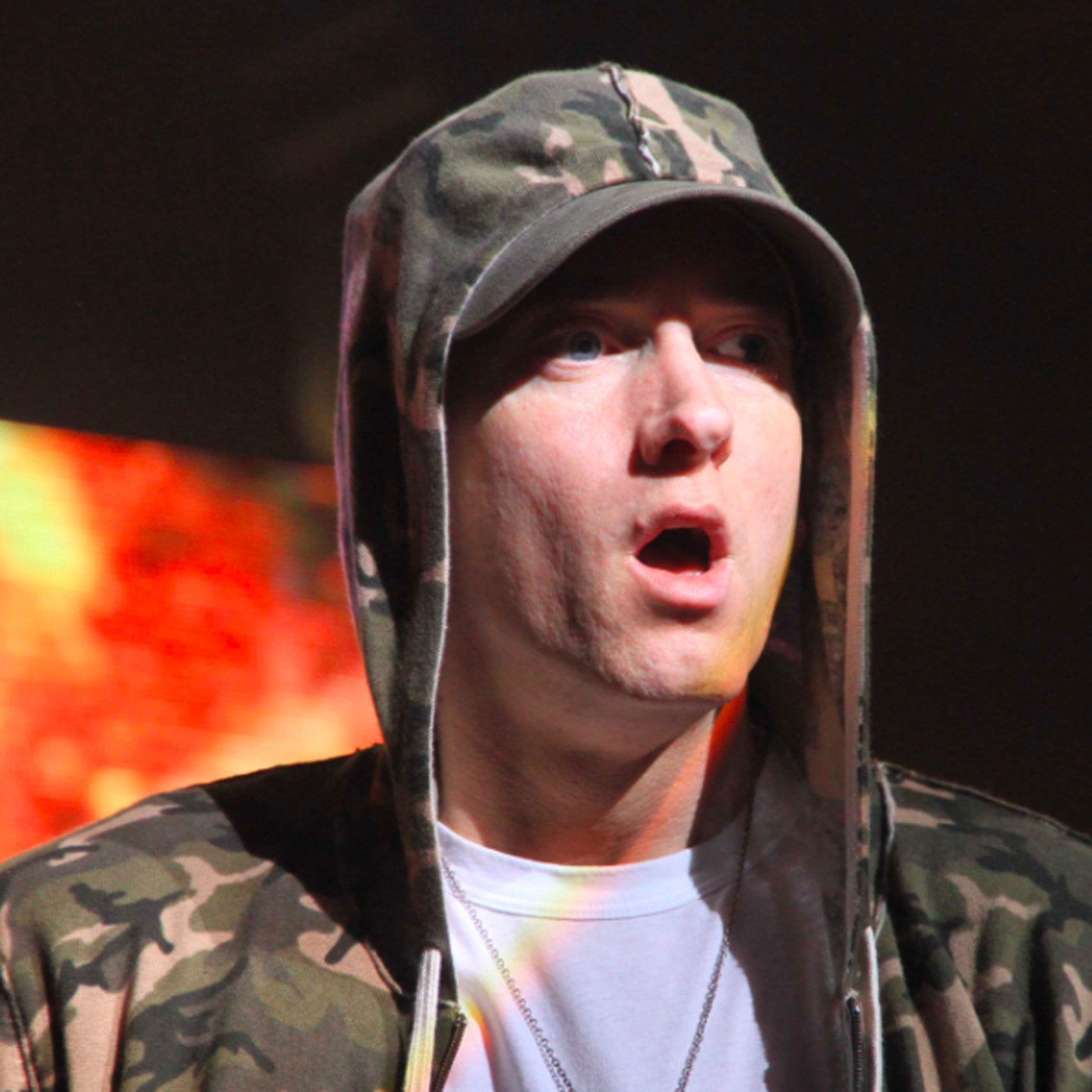 Эминем выступил вместе с лидером The White Stripes Джеком Уайтом Эминем выступил вместе с лидером The White Stripes Джеком Уайтом