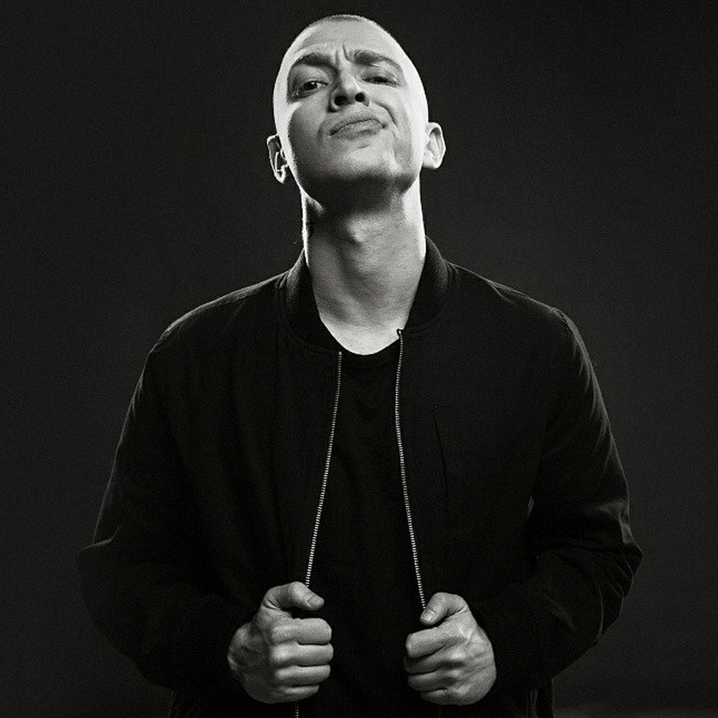 Разбираем новый альбом иноагента Оксимирона «Национальность: нет» Разбираем новый альбом иноагента Оксимирона «Национальность: нет»