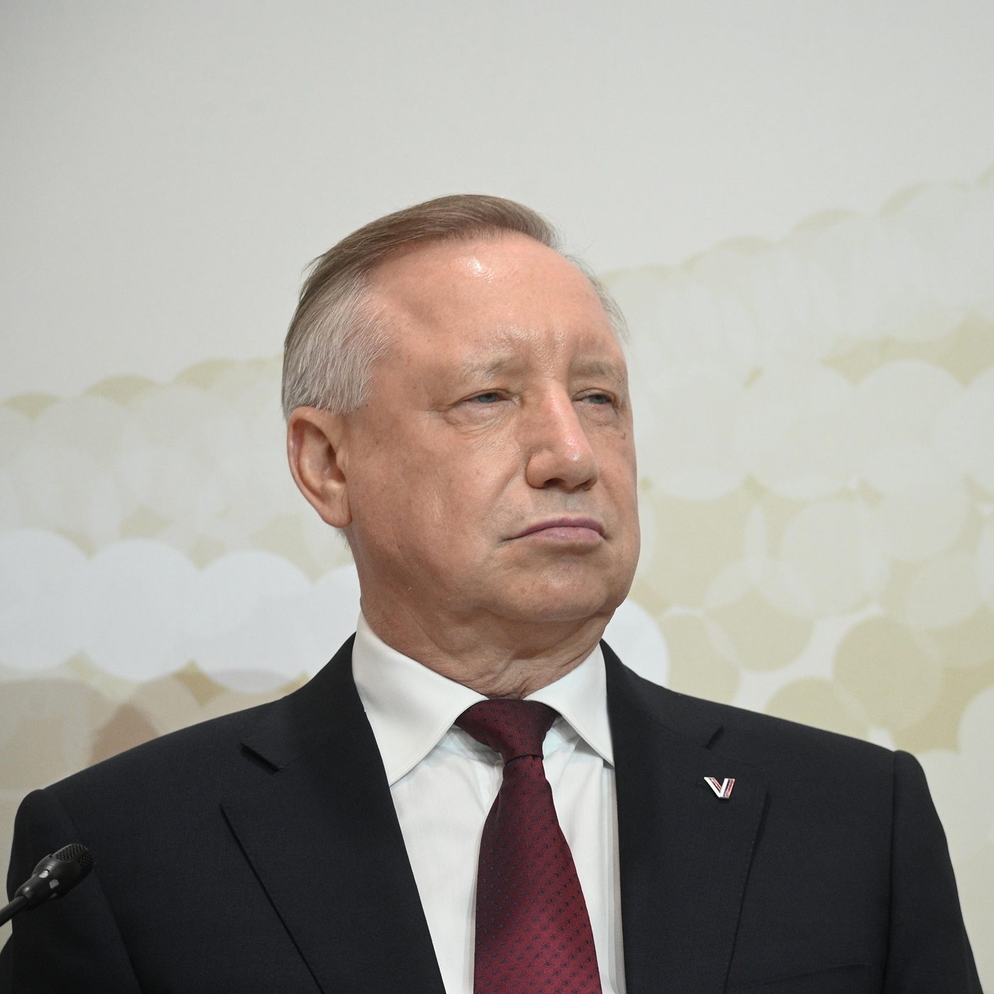 Александр Беглов: Мои дети родились в Ленинграде, а внуки - в Санкт-Петербурге