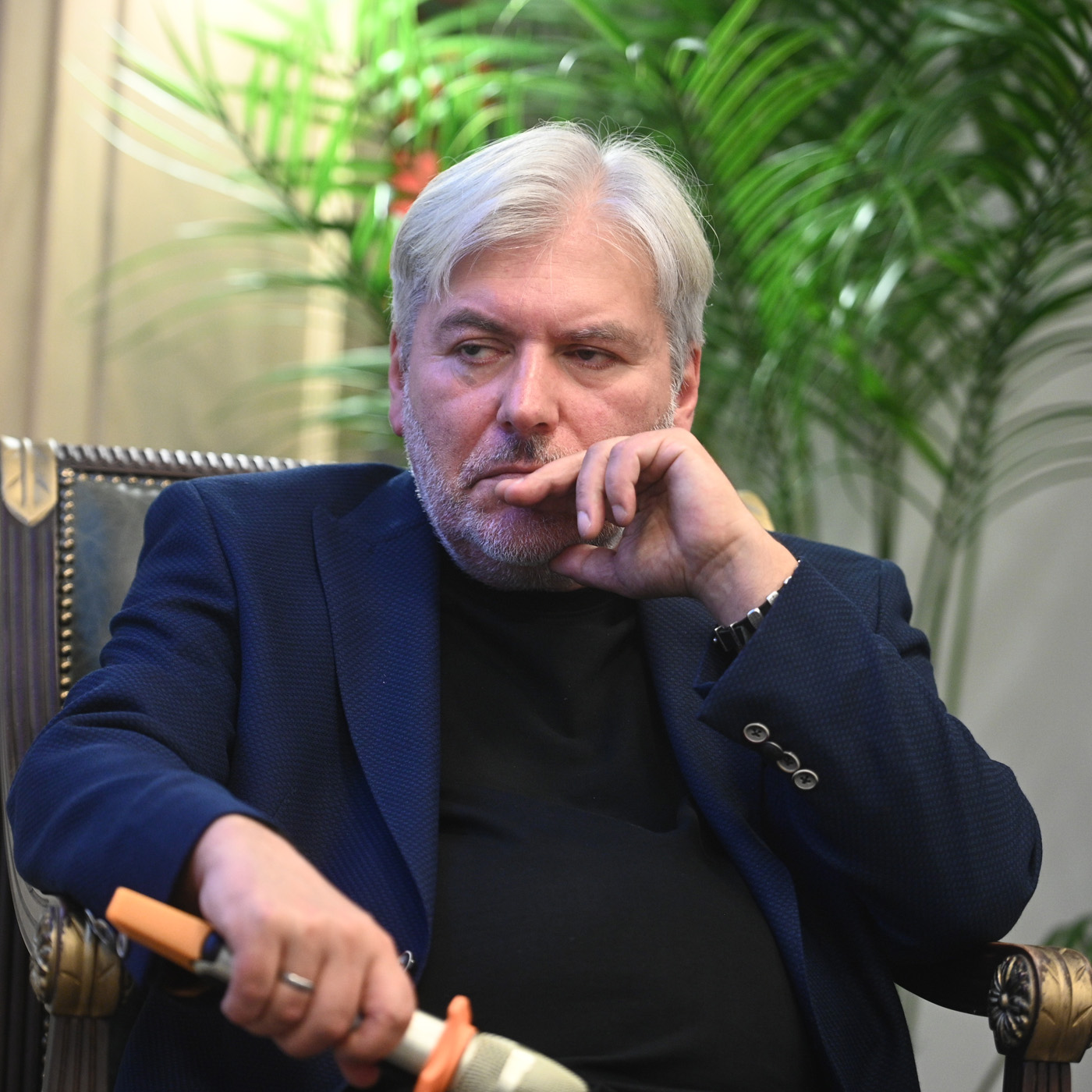 Евгений Водолазкин — про «Последнее дело майора Чистова», Петербург, ИИ и Эмира Кустурицу