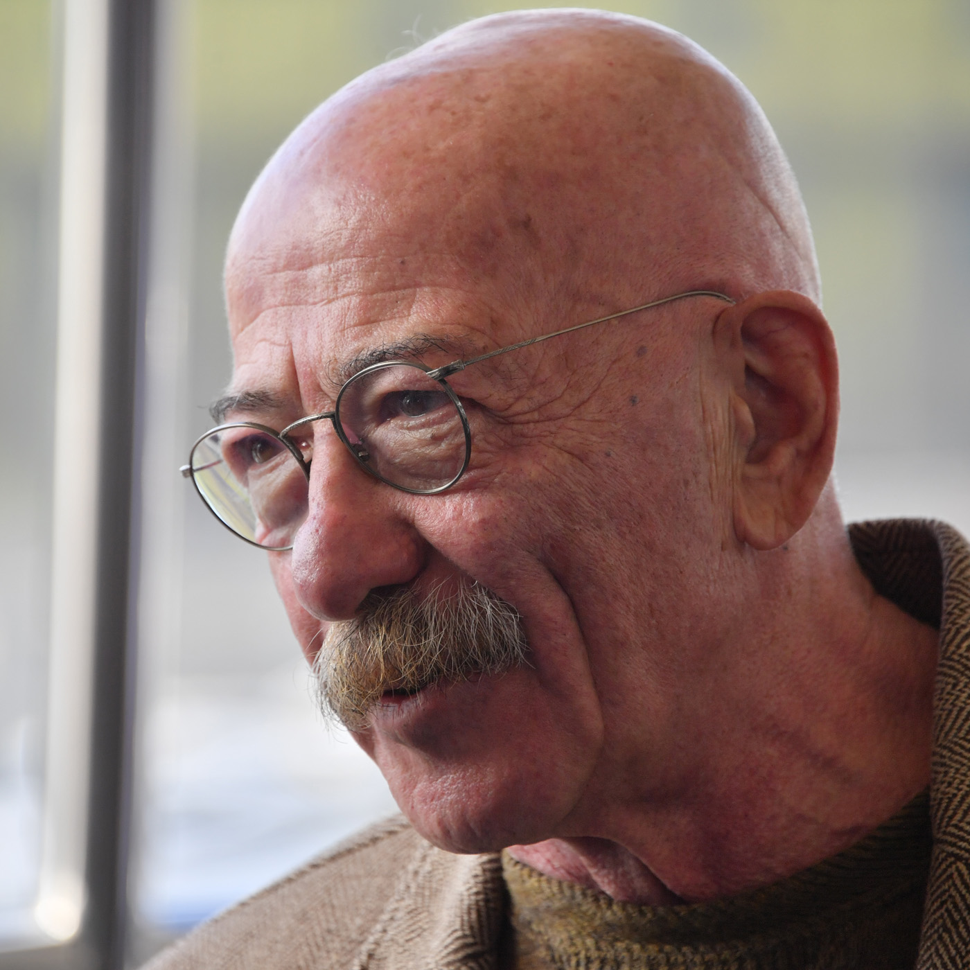 К своему 75-летию Александр Розенбаум написал 800 песен podcast