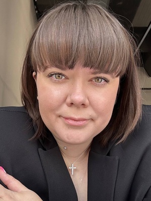 руководитель департамента по работе с абитуриентами Московского Института психоанализа, ответственный секретарь приемной комиссии и эксперт по поступлению в вузы и сузы Яна Крылова