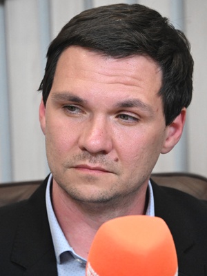 Руководитель психологической службы Ассоциации реабилитационных центров Челябинской области «Южный Урал без наркотиков». Эксперт Комиссии по вопросам общественной безопасности, &nbsp;взаимодействию с правоохранительными органами и реестровым казачеством Общественной палаты Челябинской области.