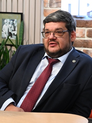 Дмитрий Новиков