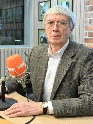 Борис Шарков