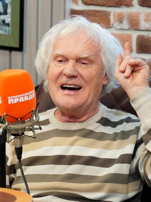 Юрий Куклачёв, народный артист России, создатель Театра кошек, почетный профессор Московского государственного университета культуры и искусств, лауреат премии Ленинского комсомола