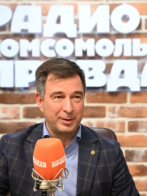 ректор Государственного университета управления, доктор экономических наук Владимир Строев