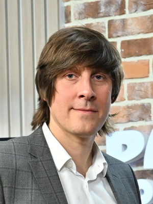 Евгений Витальевич Ледин, врач-онколог, к.м.н., главный врач Ледин клиник