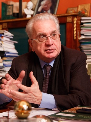 Михаил Пиотровский