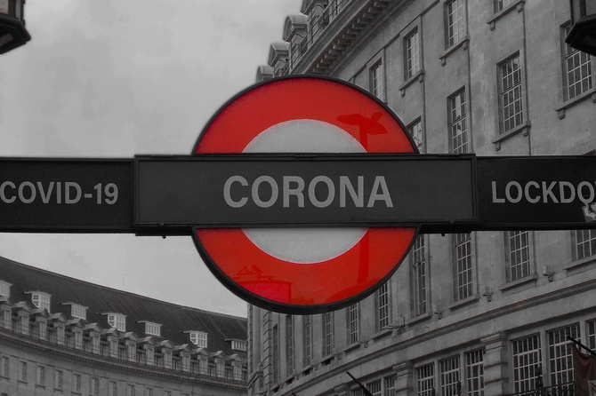 Европе предрекают карантин в ближайшие два года