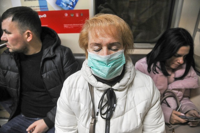 Математика коронавируса: сколько человек заражает один больной