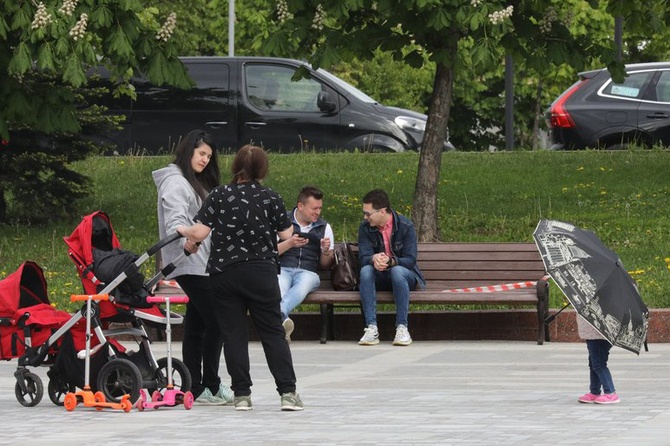 «Регламенты могут быть любыми»: эксперт не оценил прогулки по графику