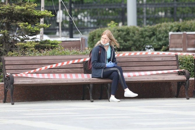 Ограничения из-за COVID-19 в Москве сохранят до появления вакцины