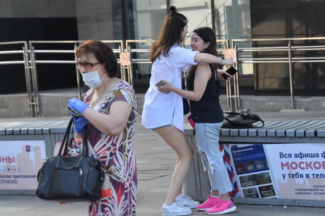 В Минздраве назвали возможную причину второй волны COVID-19