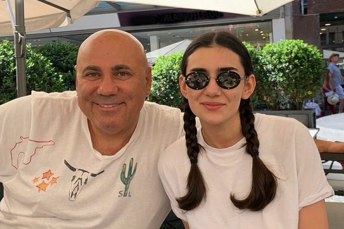 Младшая дочь Иосифа Пригожина перенесла операцию