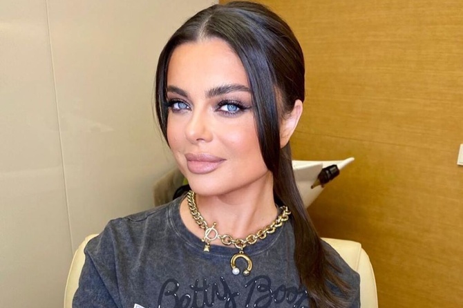 «Продешевила»: Королева отреагировала на измену Тарзана