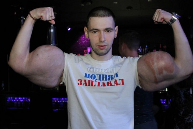 «На инвалидное кресло!»: «Руки-базуки» пожелал Ефремову адских мук