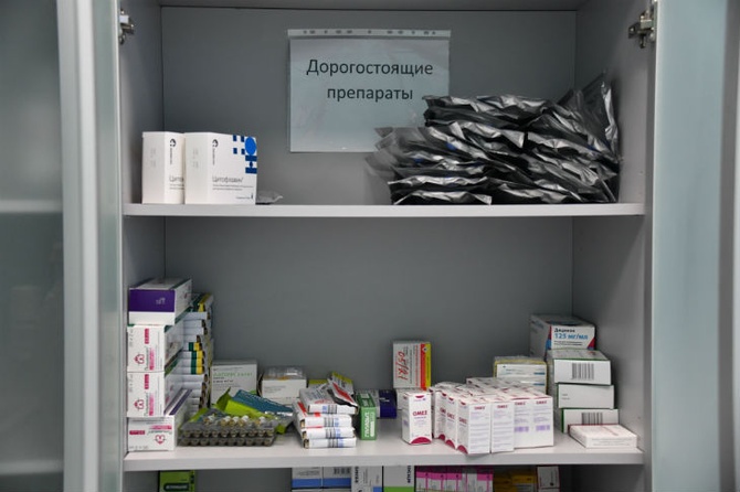 ФАС будет регулировать цены на препараты от COVID-19