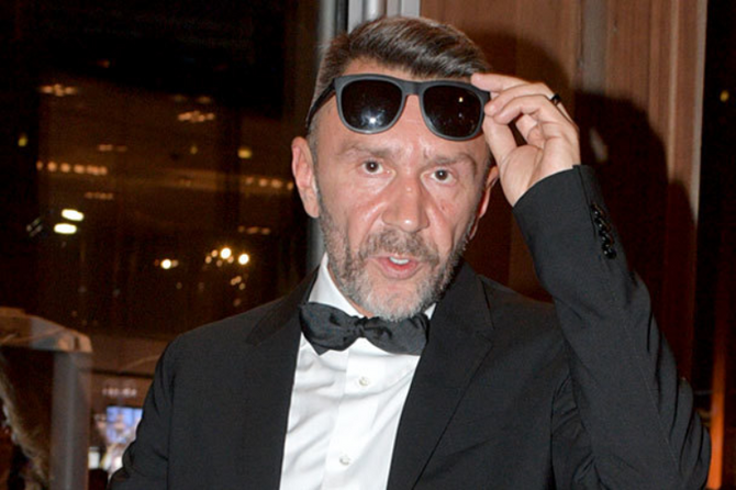 «Вонзил в себя бухла кинжал»: Шнуров посвятил Ефремову грустные стихи 