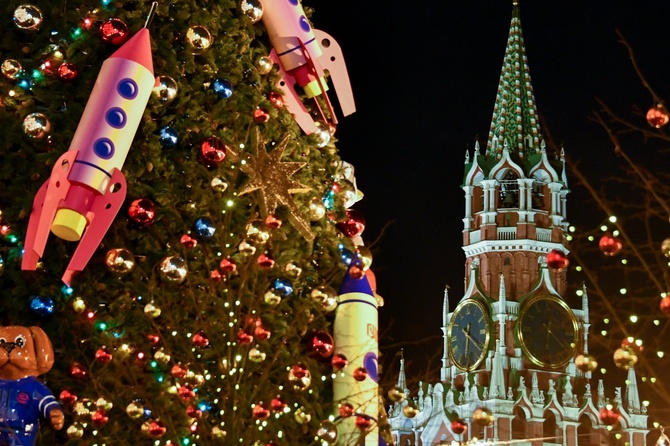 Эксперты оценили идею подарить россиянам выходной 31 декабря 