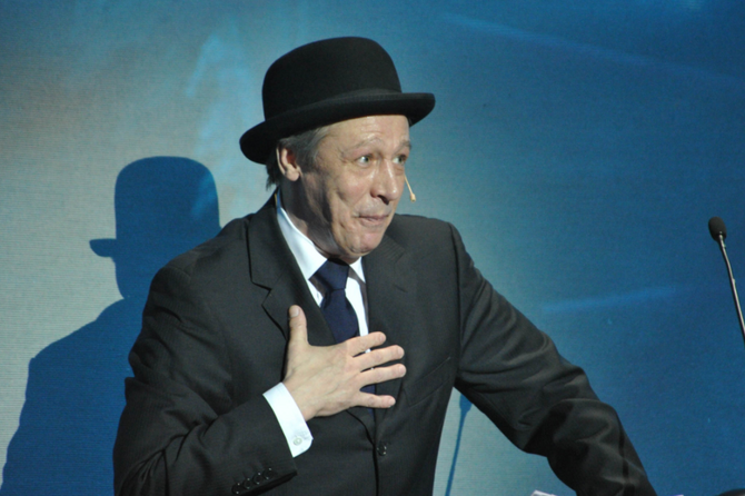 Пришли три богини: заседание по делу Ефремова началось с цирка