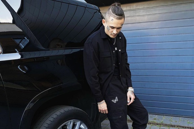 «Кто бы подумал»: Моргенштерн стал неузнаваем рядом с моложавой мамой