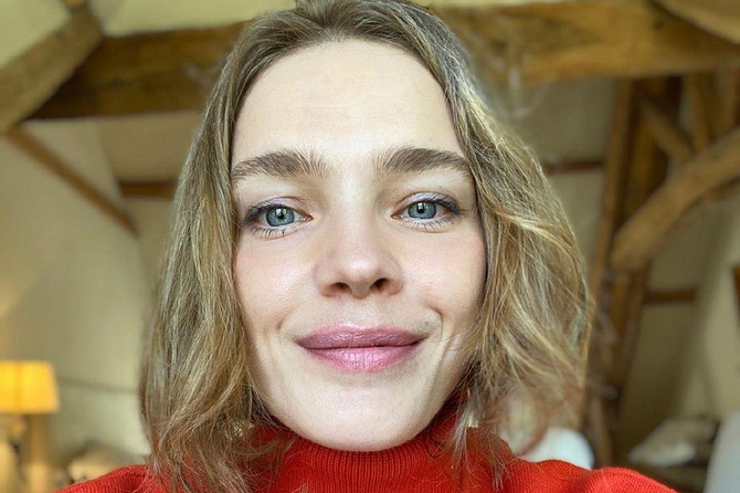 Наталья Водянова показала, как увеличила губы за две минуты