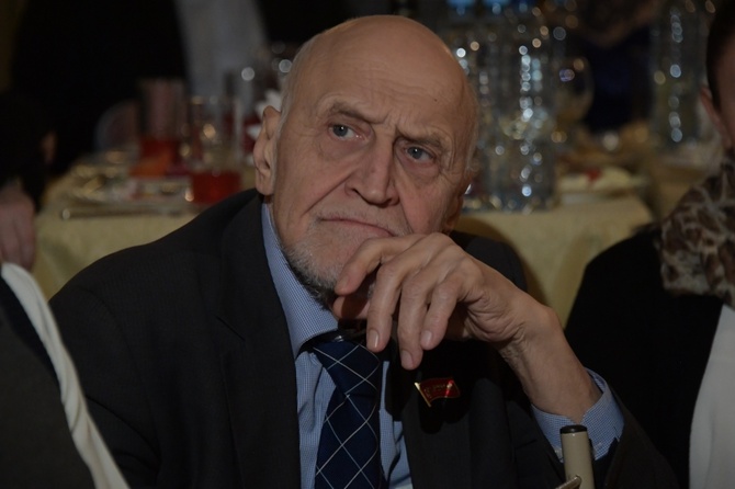 «Эксперименты ни к чему»: Дроздов не будет делать прививку от COVID