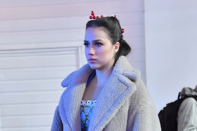 «Пришла с улицы»: известная телеведущая указала Загитовой на ее место