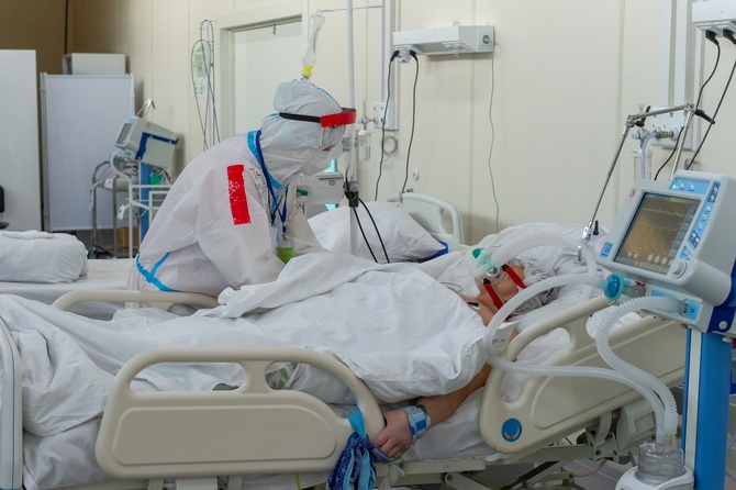 Врач-реабилитолог объяснил, как восстановить легкие после тяжелого течения COVID-19 