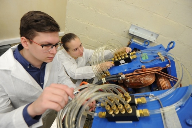 Депутат Госдумы об ученых России: «Мы не конкурентоспособны по оплате труда»