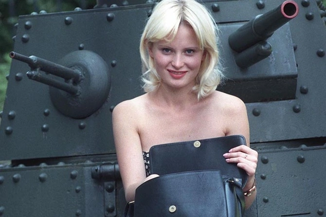 Қоңыр емізік порно видео