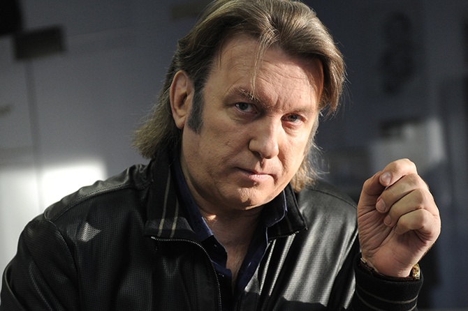 «Чтобы продлить срок Путина»: Лоза объяснил свое отношение к поправкам