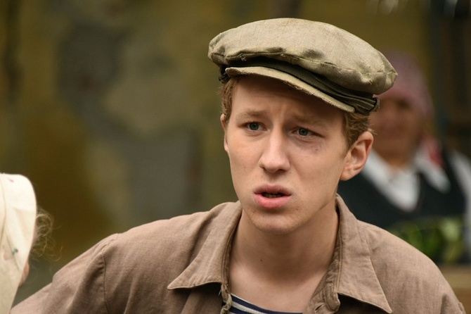 «С такими на Марс не полетишь»: звезда фильма «Родные» разочаровался в россиянах из глубинки