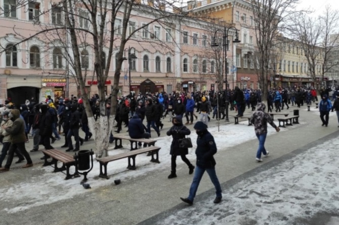 Юрист назвал антиконституционной идею выделить площадки для митингов