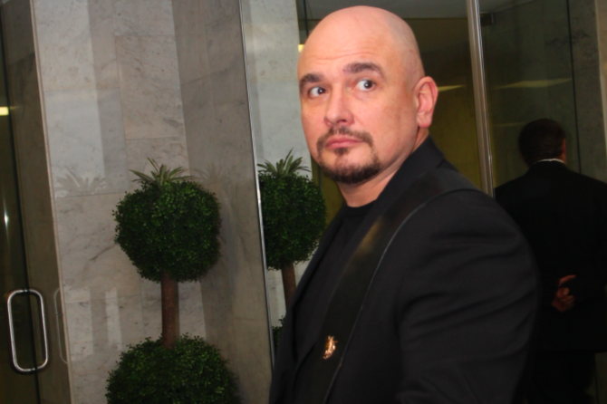 «Это липа!»: музыкальный критик предложил брать на «Голос» только детей «из народа»