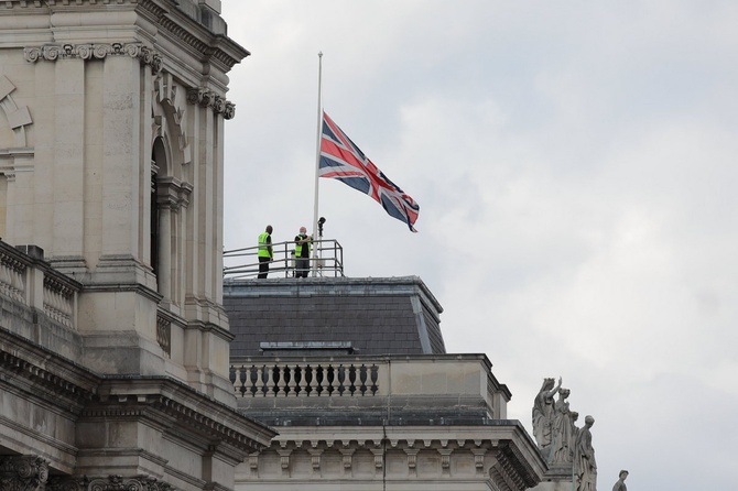 «Операция Форт-Бридж»: как Великобритания готовится к похоронам принца Филиппа