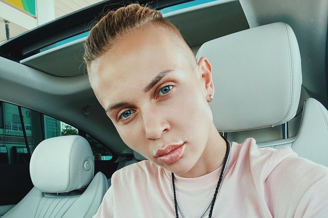«Какая красивая девушка была!»: Милас показала, как выглядела до превращения в пацанку