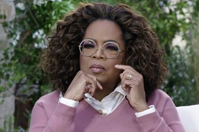 «Мне это не нужно!»: Опре Уинфри предложили стать крестной дочери Меган Маркл