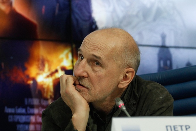 У больного коронавирусом Петра Мамонова начали отказывать почки