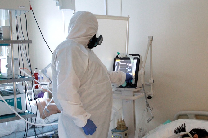 Сын запретил Мамоной рассказывать о состоянии супруга 