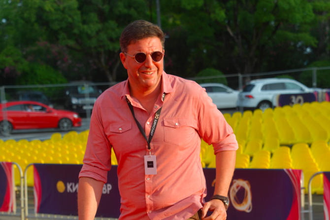 Виторган полностью проигнорировал певческий дебют Нино Нинидзе