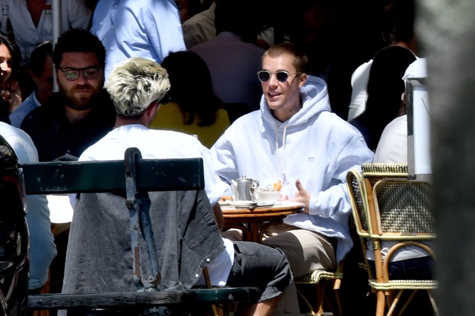 Новый принц поп-музыки: Джастин Бибер стал рекордсменом по числу слушателей на Spotify