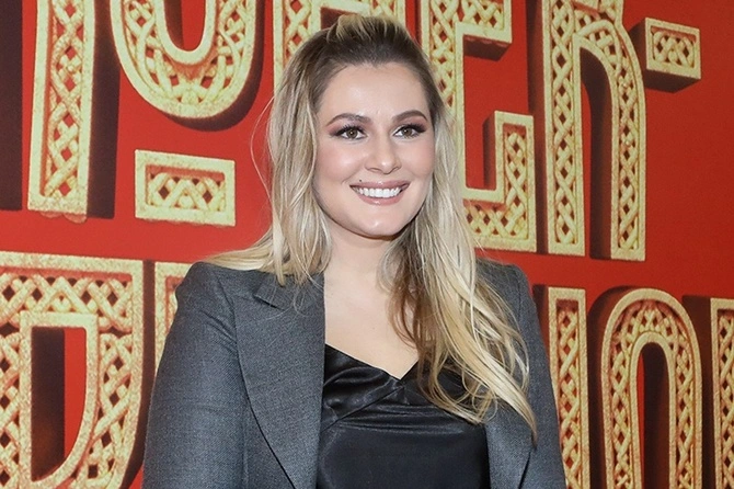 Ішіндегі секс ауылының кончалары Степан Меньшиков пен Боня