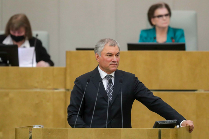 Володин установил рекорд в Telegram по комментариям постом о QR-кодах