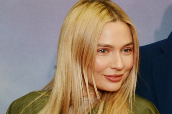 Слишком пошло! На фото Рудовой с прикрытыми сосками пожаловались фанаты